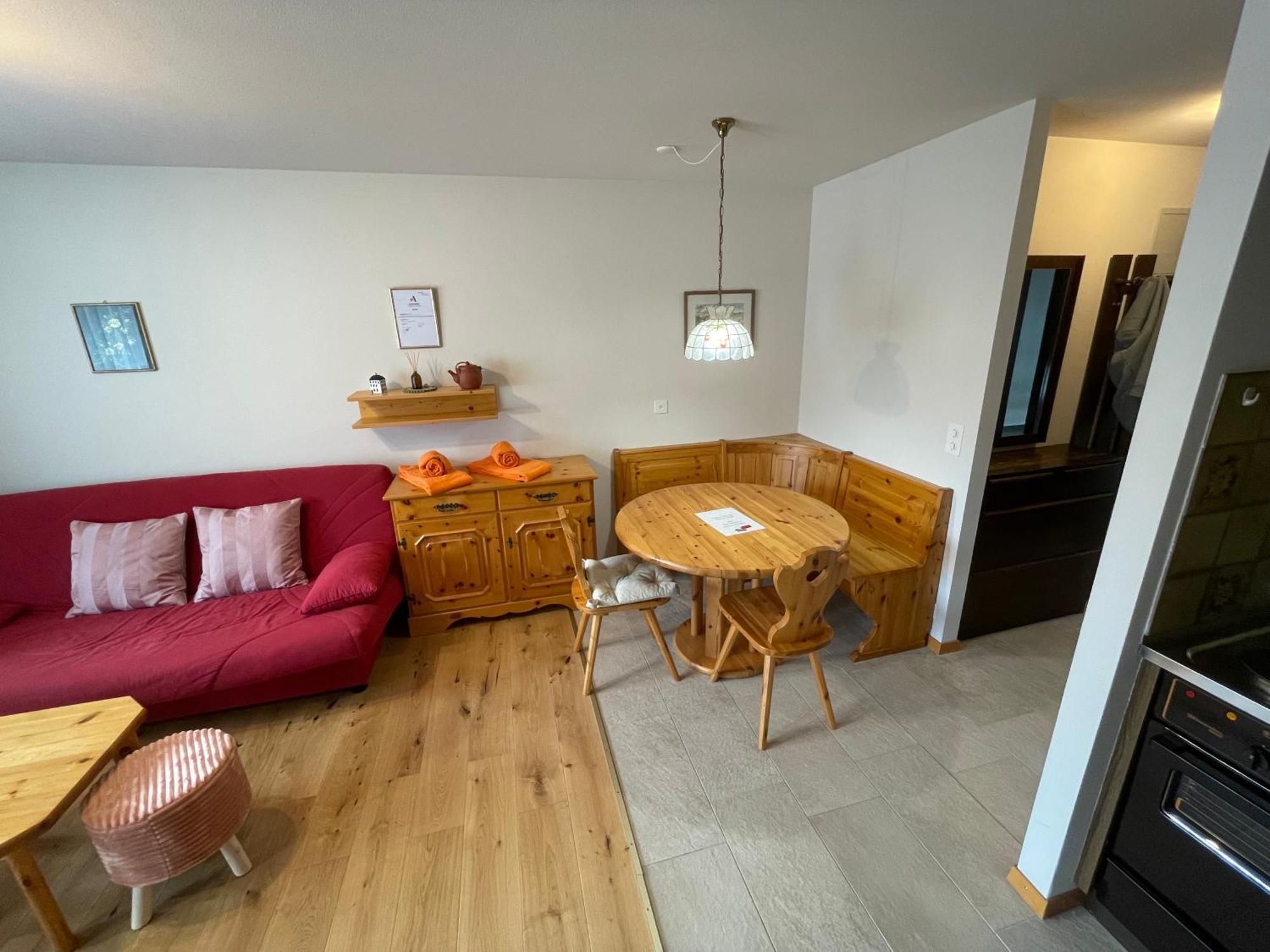 Appartement Montanji 11 à Loèche-les-Bains Extérieur photo