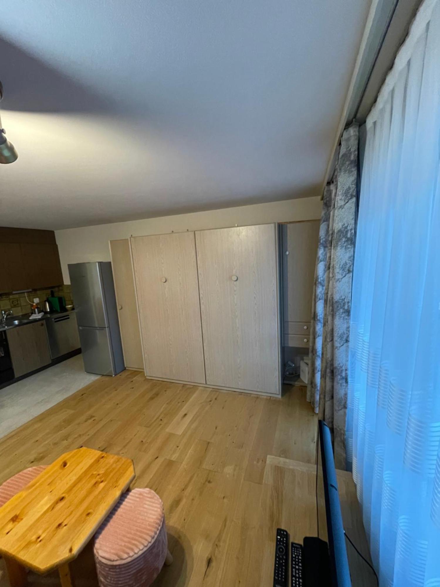 Appartement Montanji 11 à Loèche-les-Bains Extérieur photo