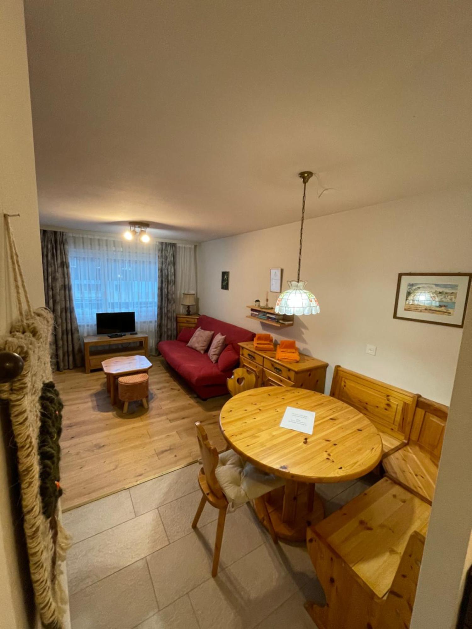 Appartement Montanji 11 à Loèche-les-Bains Extérieur photo
